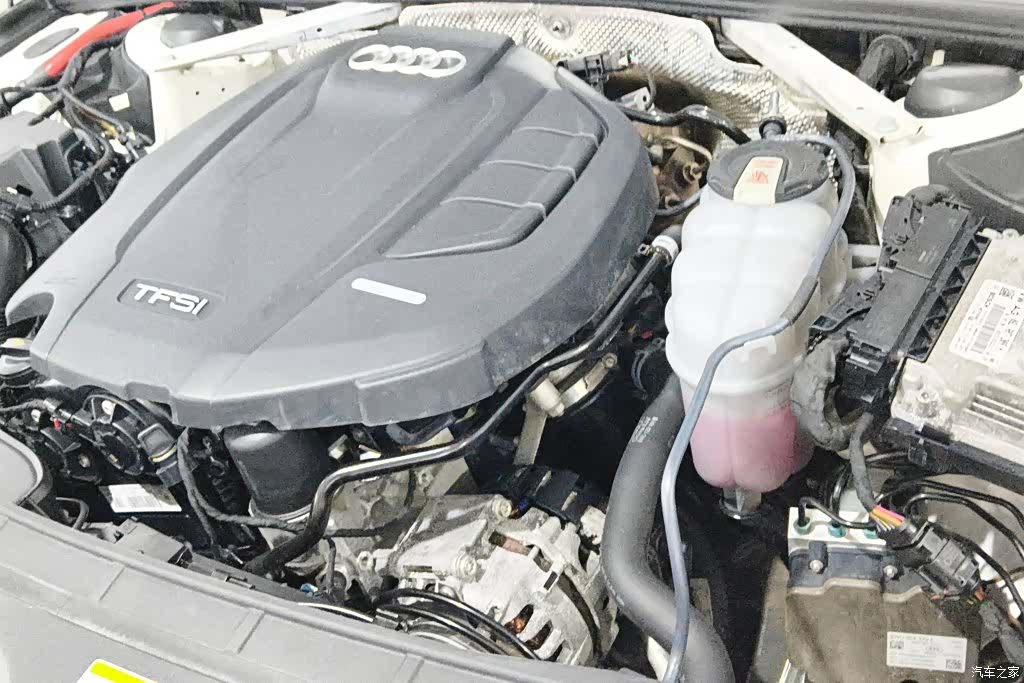 Audi A4L, 2021 10