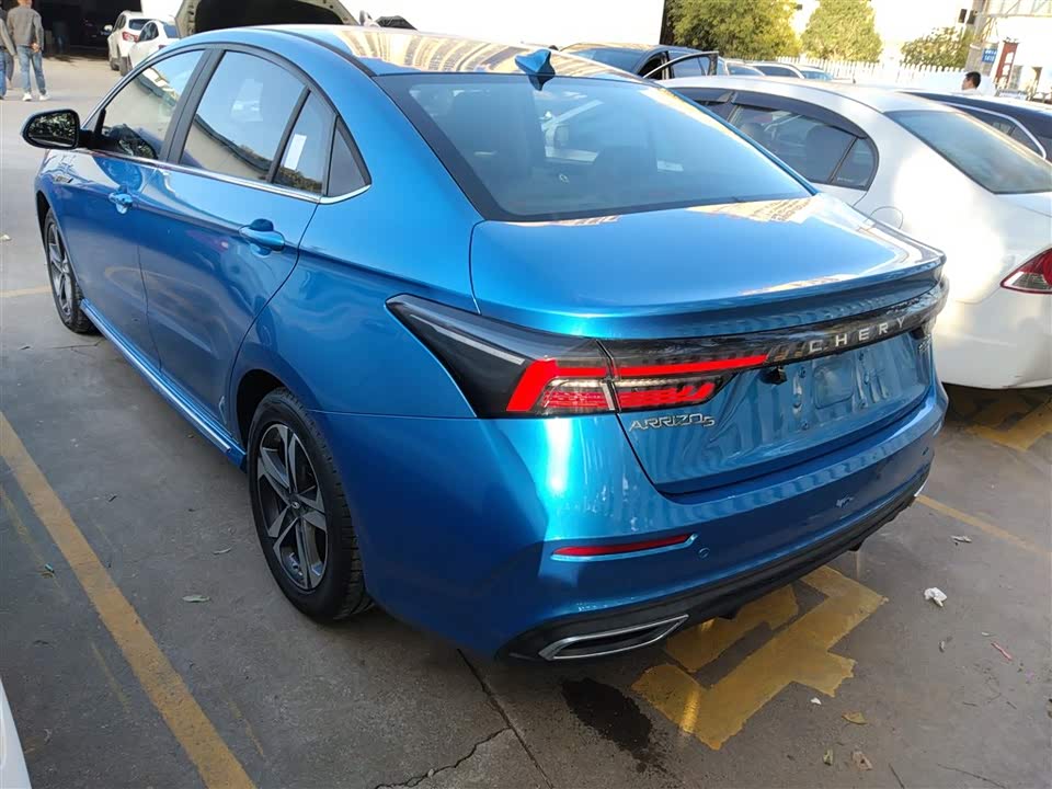 Chery Arrizo 5 PLUS