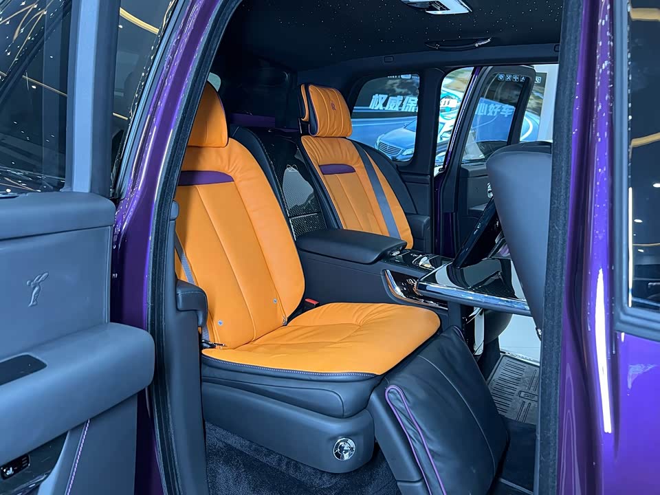 Rolls-Royce Cullinan Rolls-Royce Cullinan