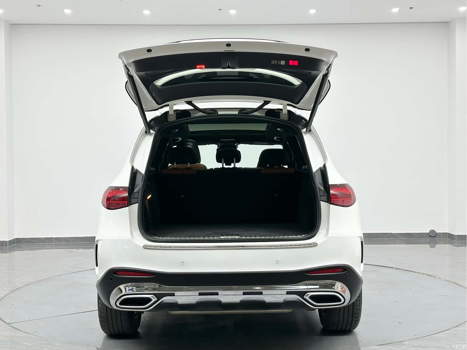 Mercedes-Benz GLC, 2024 29