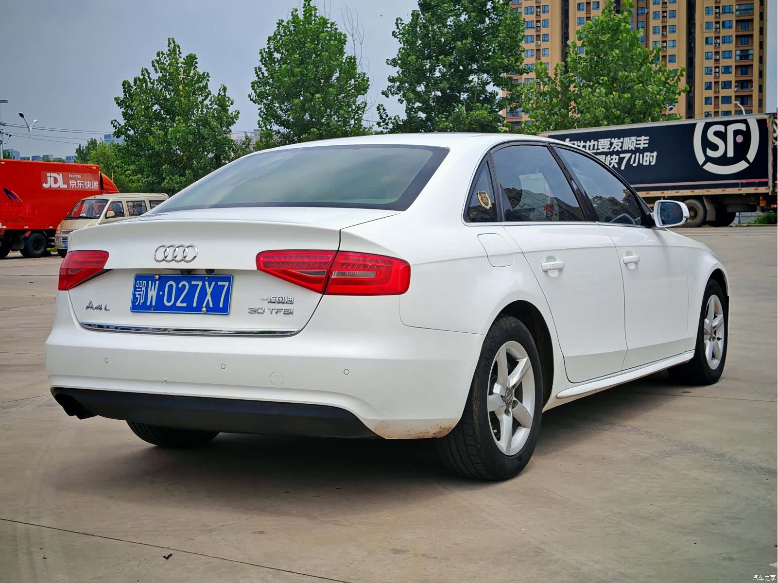 Audi A4L, 2016 6