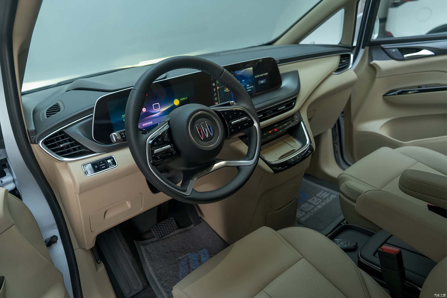 Buick GL8, 2025 9