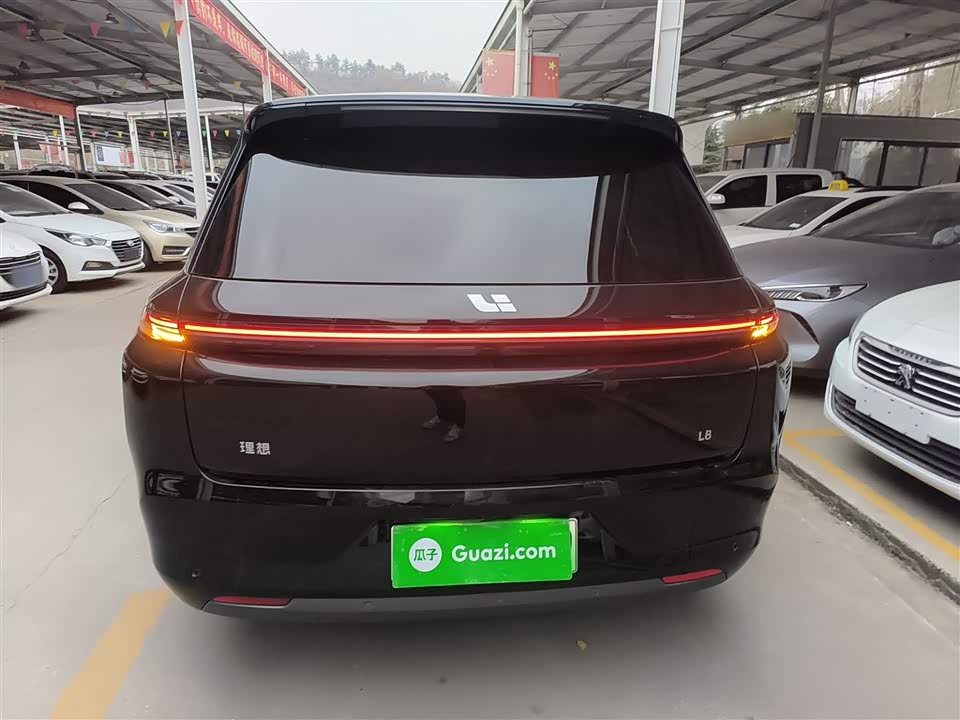 Li Auto Ideal L8