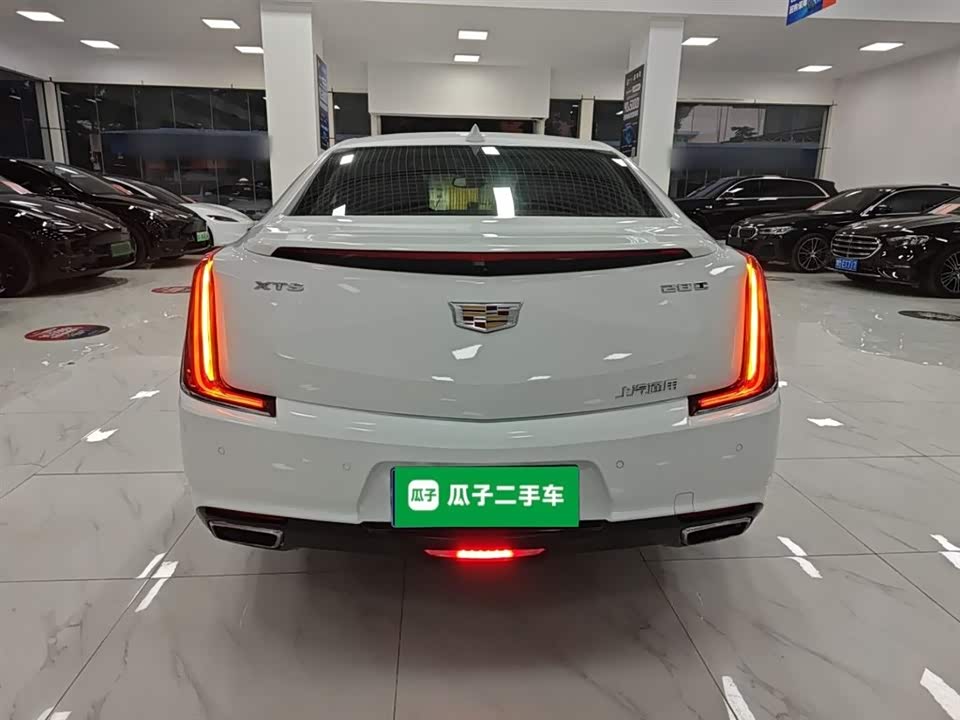 Cadillac XTS
