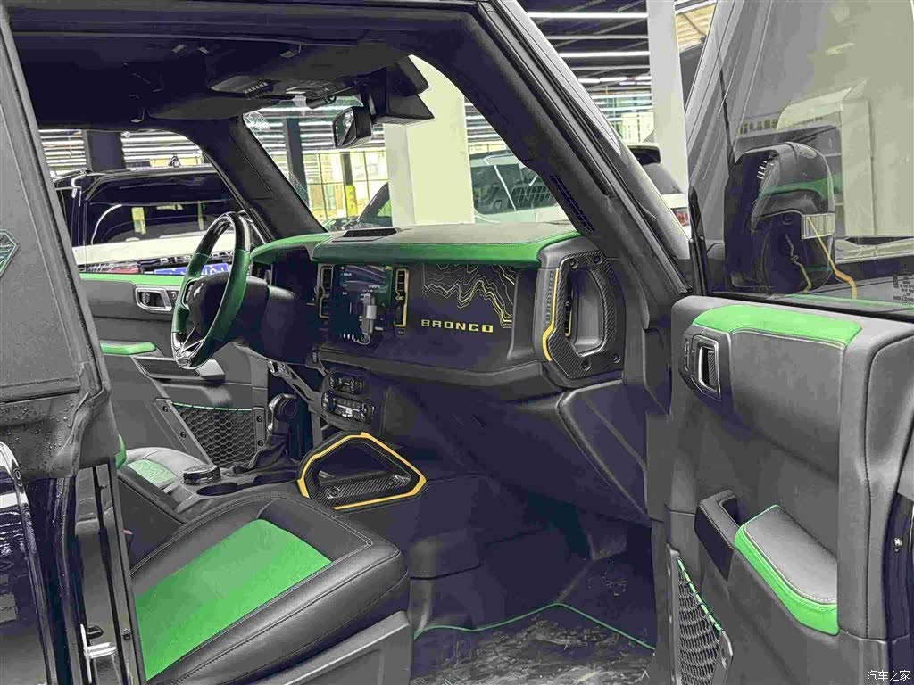 Mansory Bronco, 2025 12