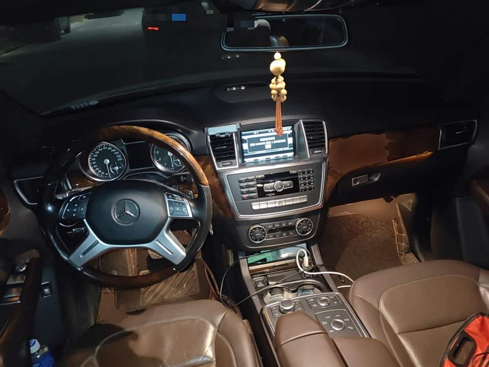 Mercedes-Benz M class