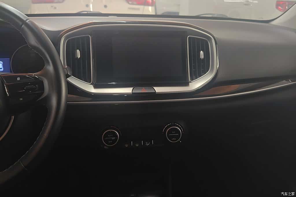 Kia KX1, 2019 13