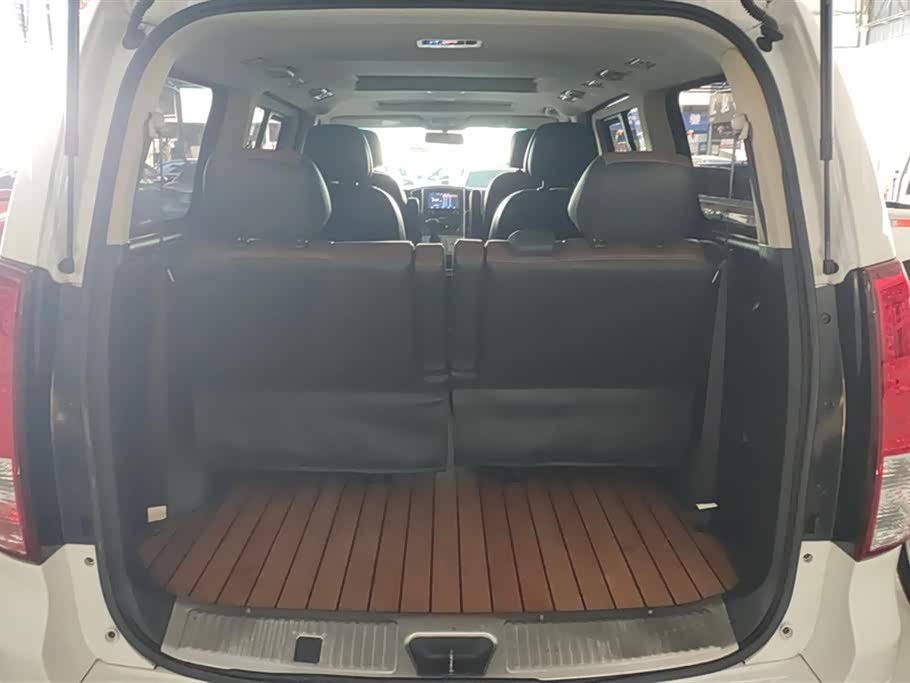 Forthing Popular CM7