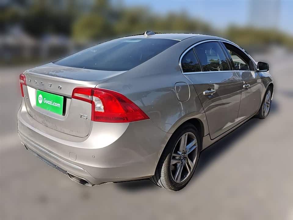 Volvo S60