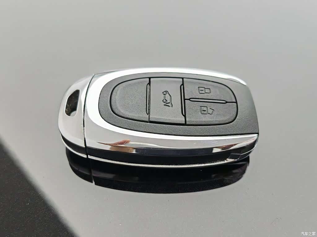 Maxus G50, 2023 19