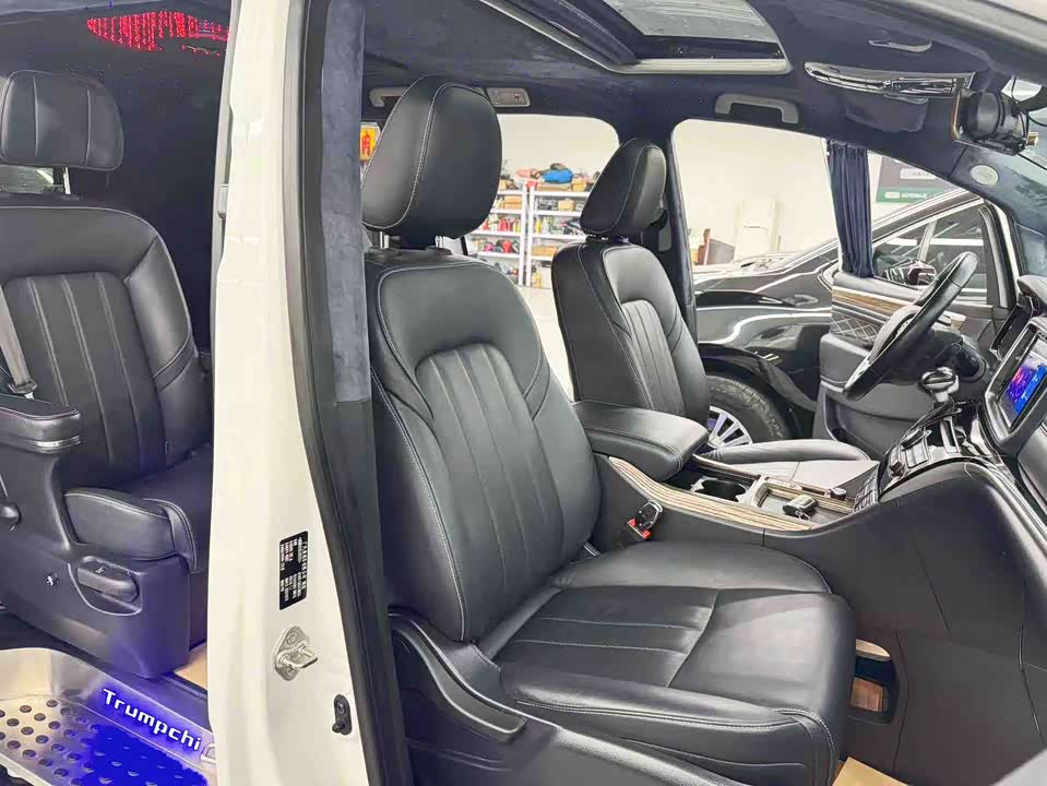 Trumpchi Trumpchi M8