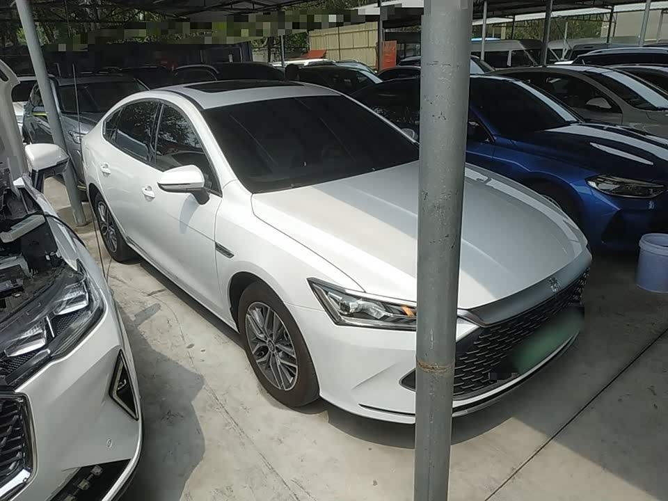 BYD Qin Yuan BYD Qin Yuan