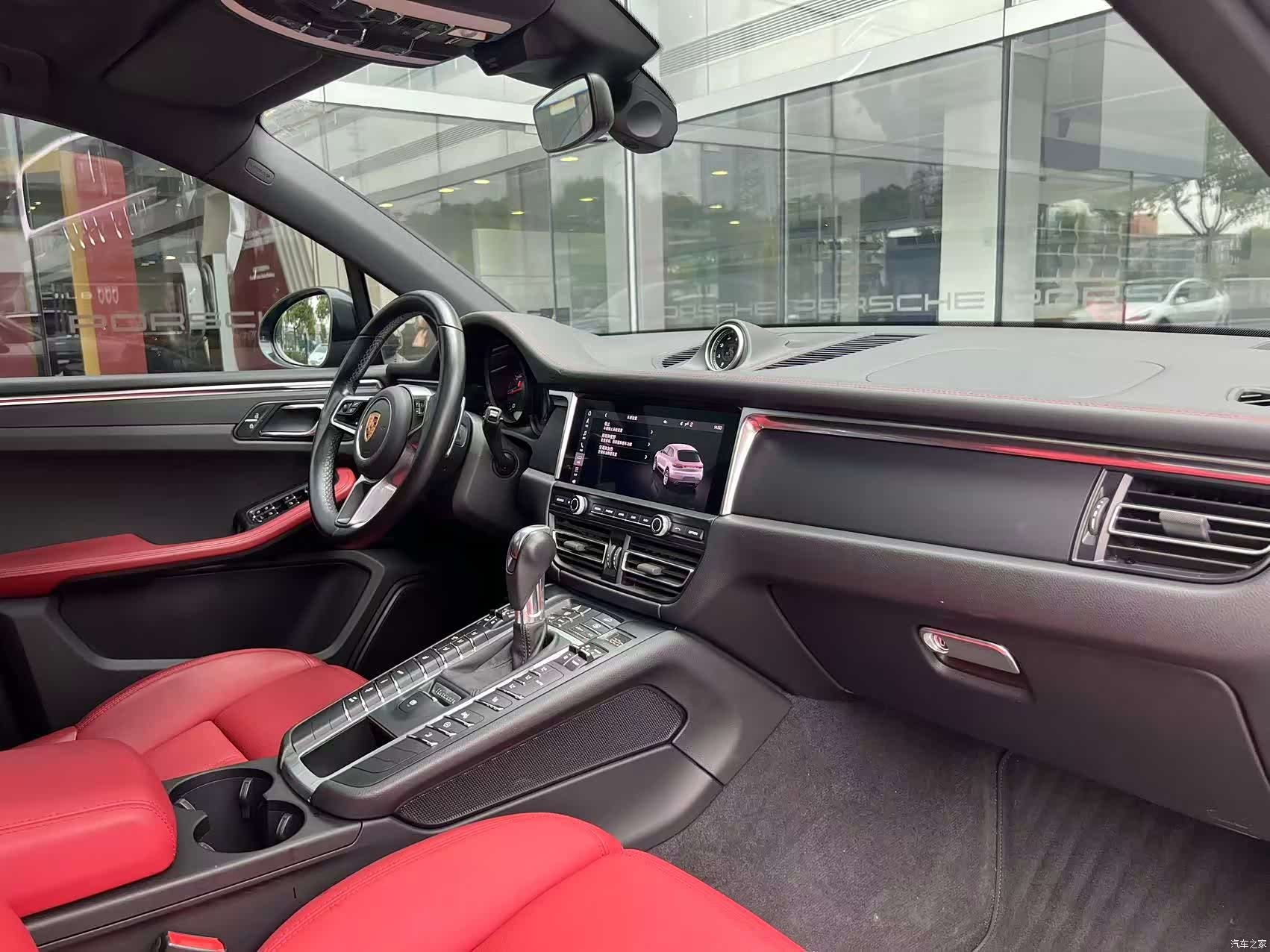 Porsche Macan, 2021 9