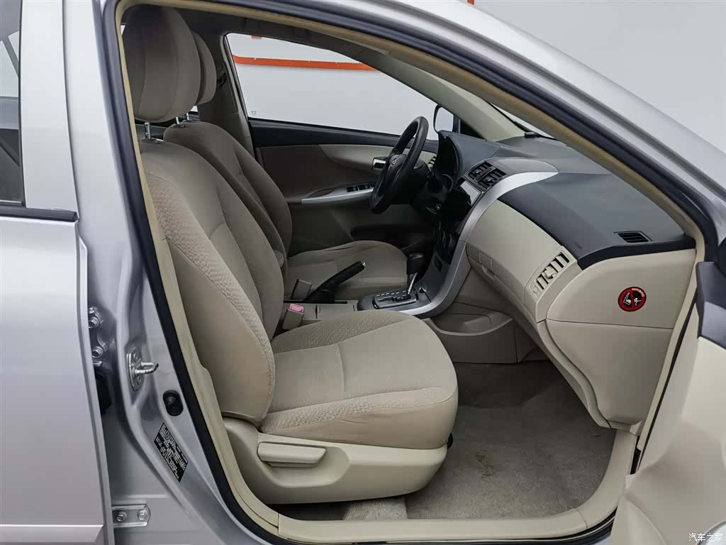 Toyota Corolla, 2011 23