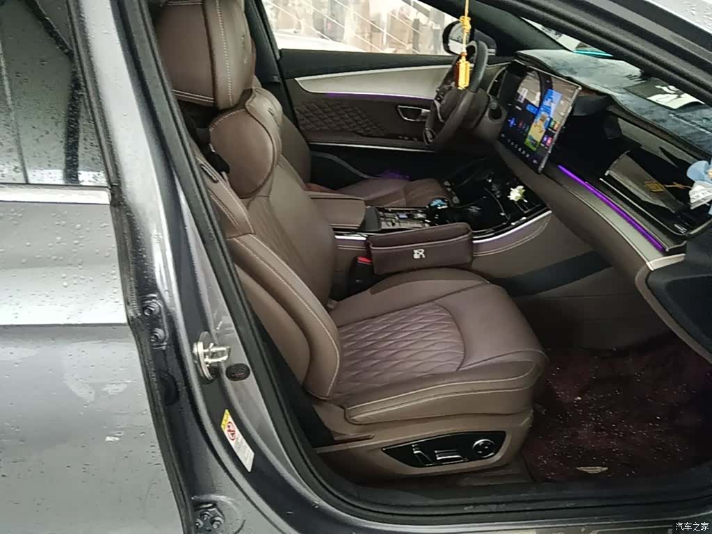 BYD Han, 2023 25