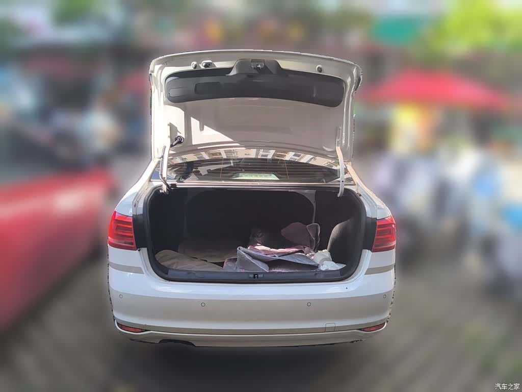 Volkswagen Lavida, 2016 16