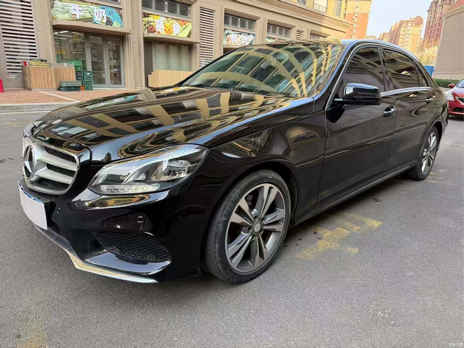 Mercedes-Benz E-Class, 2014 1