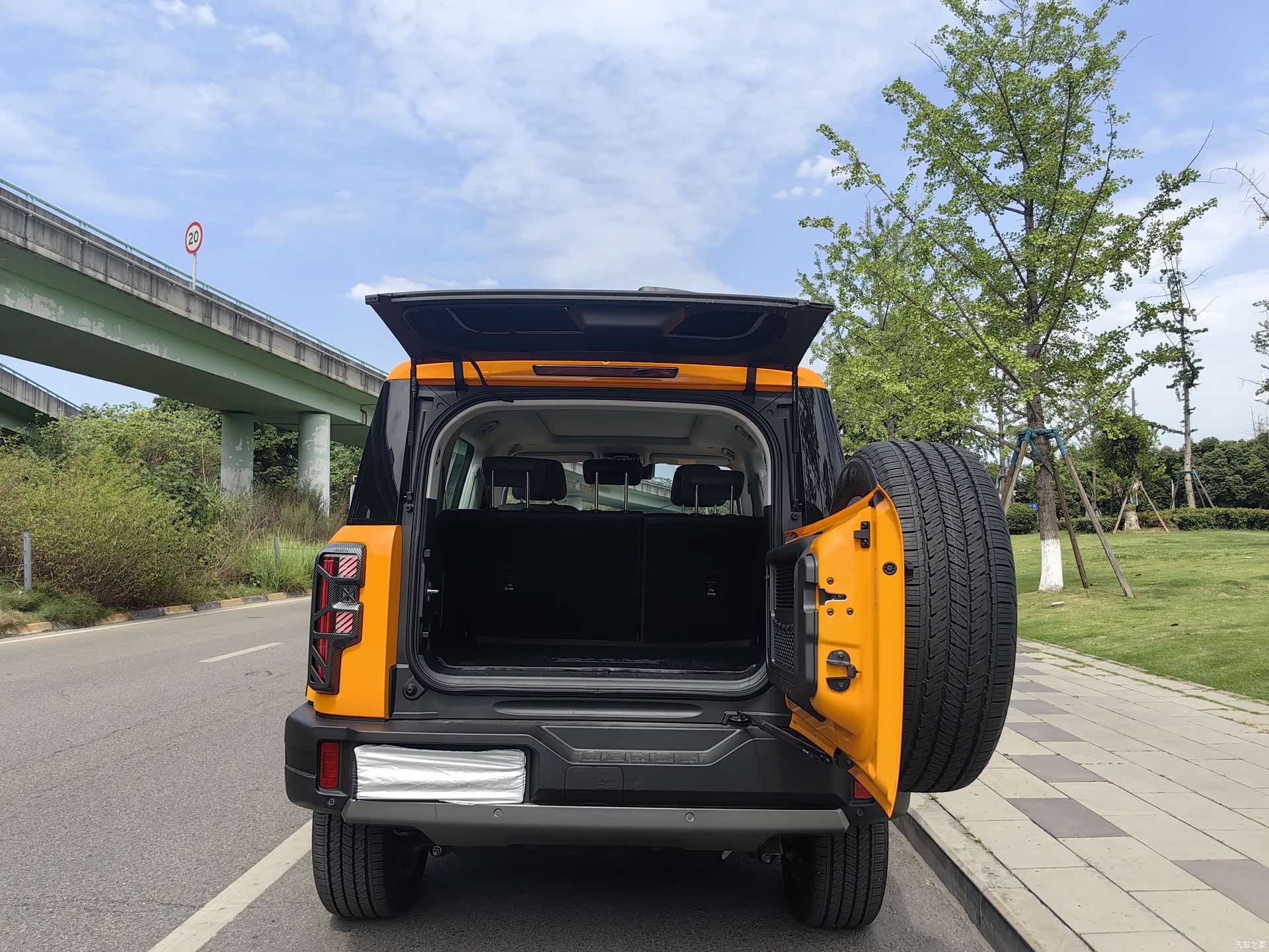 BAIC BJ40, 2025 8
