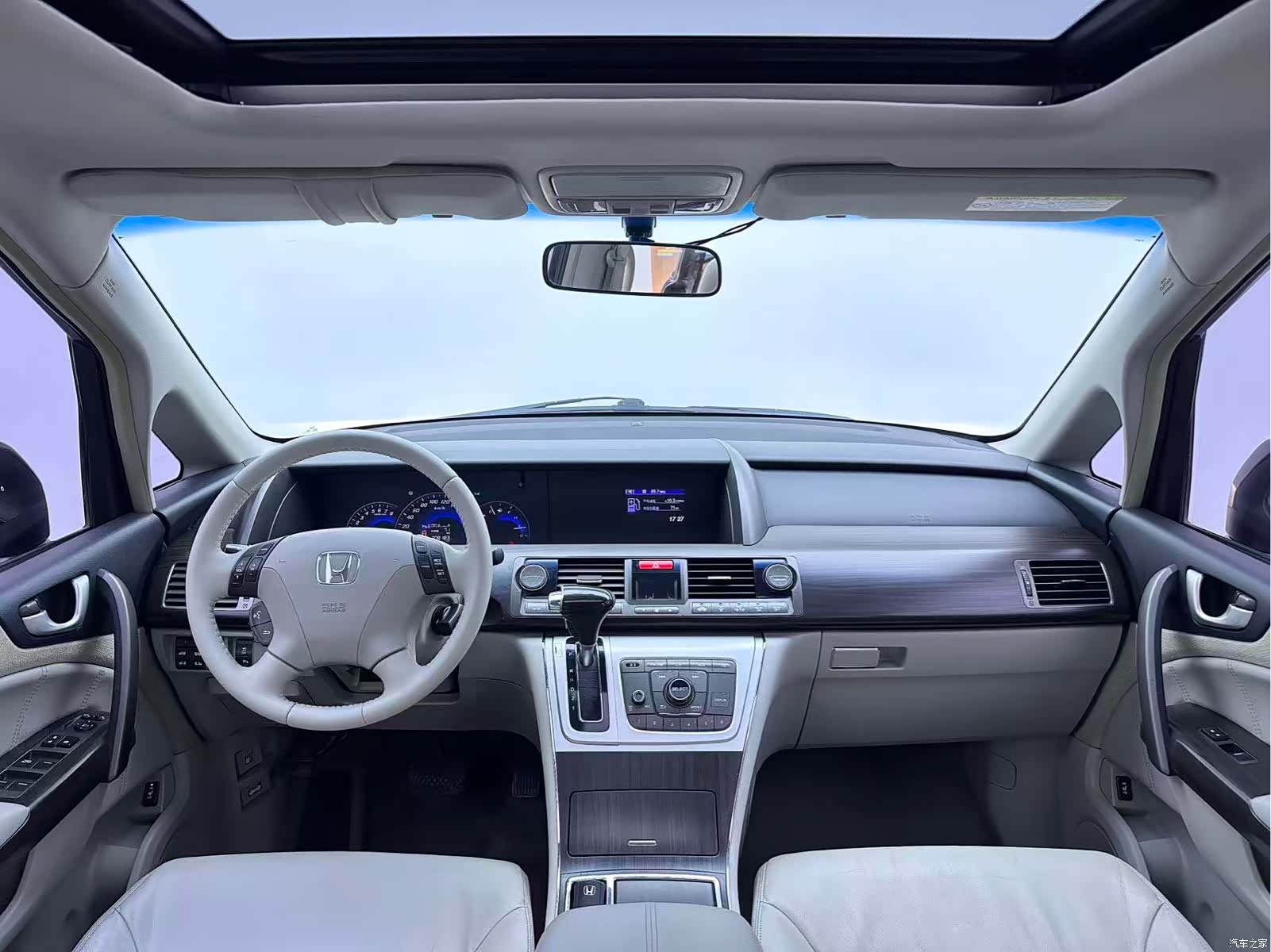 Honda Elysion, 2015 6