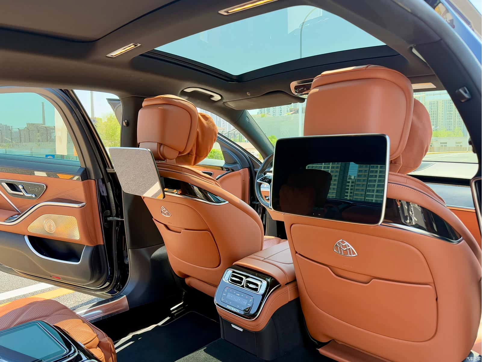 Maybach S-Class, 2022 9