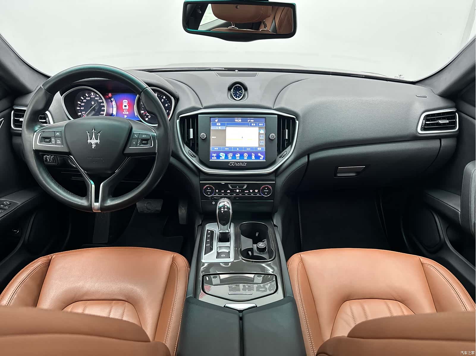 Maserati Ghibli, 2015 42