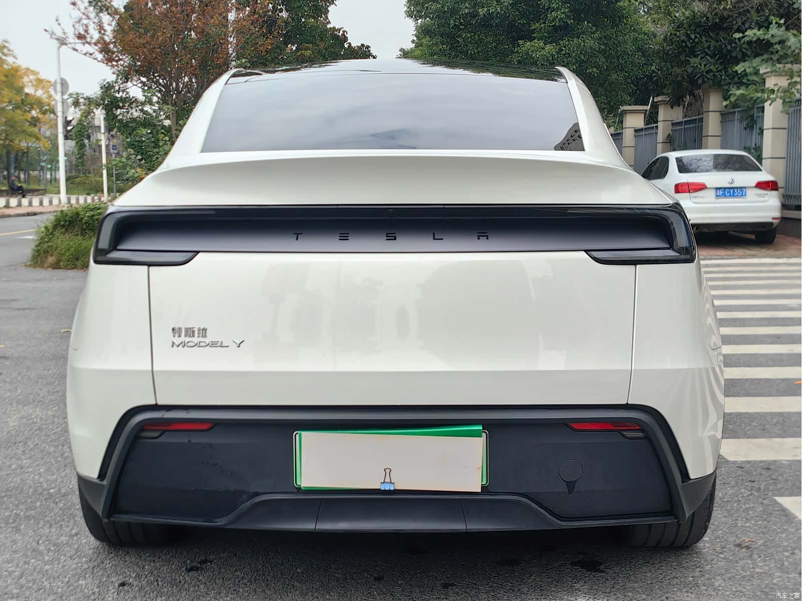 Tesla Model Y, 2025 12
