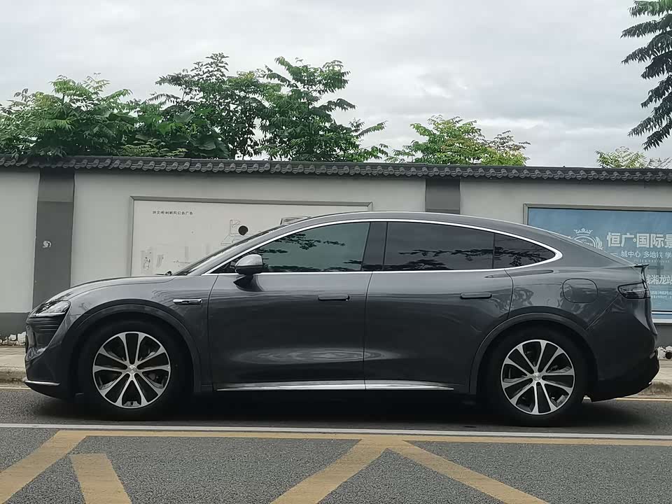 HarmonyOS Wisdom World R7