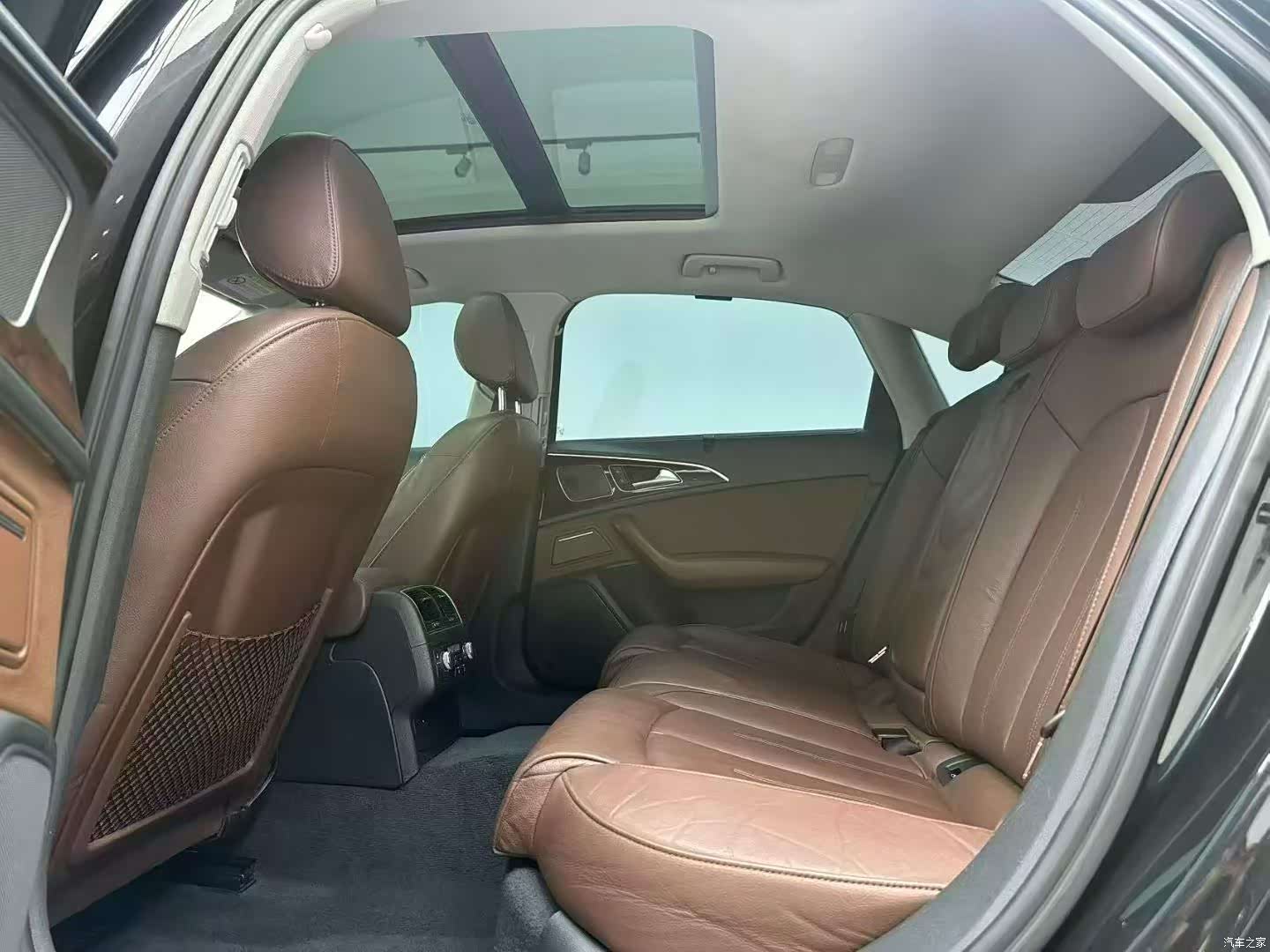 Audi e-tron, 2018 все фото