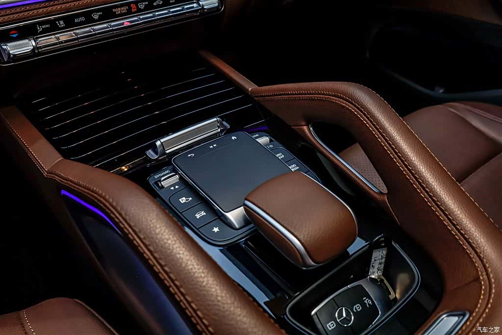 Mercedes-Benz GLE, 2023 26