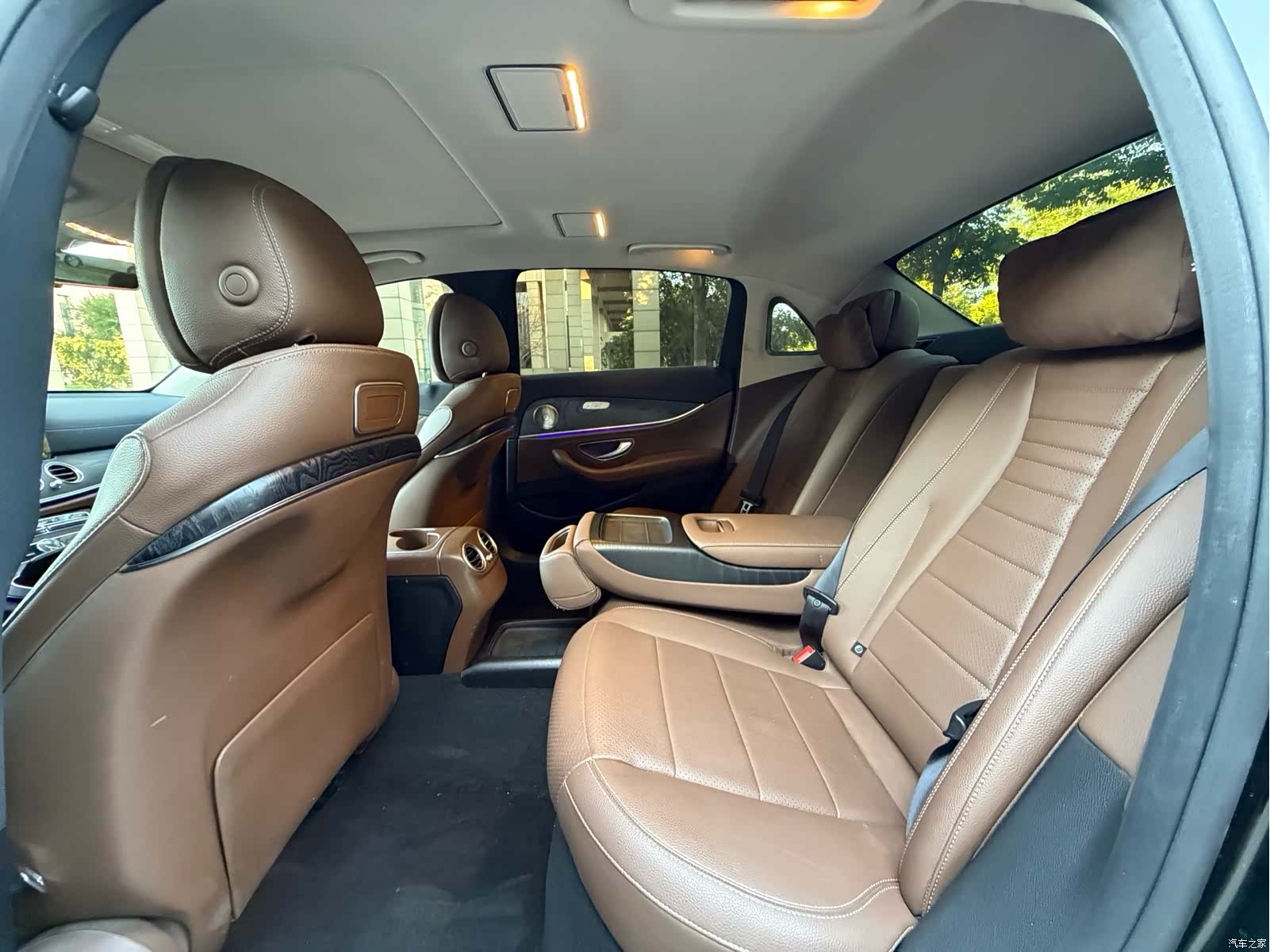 Mercedes-Benz E-Class, 2018 7