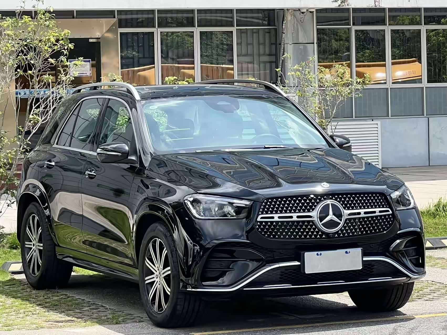 Mercedes-Benz GLE, 2026 3