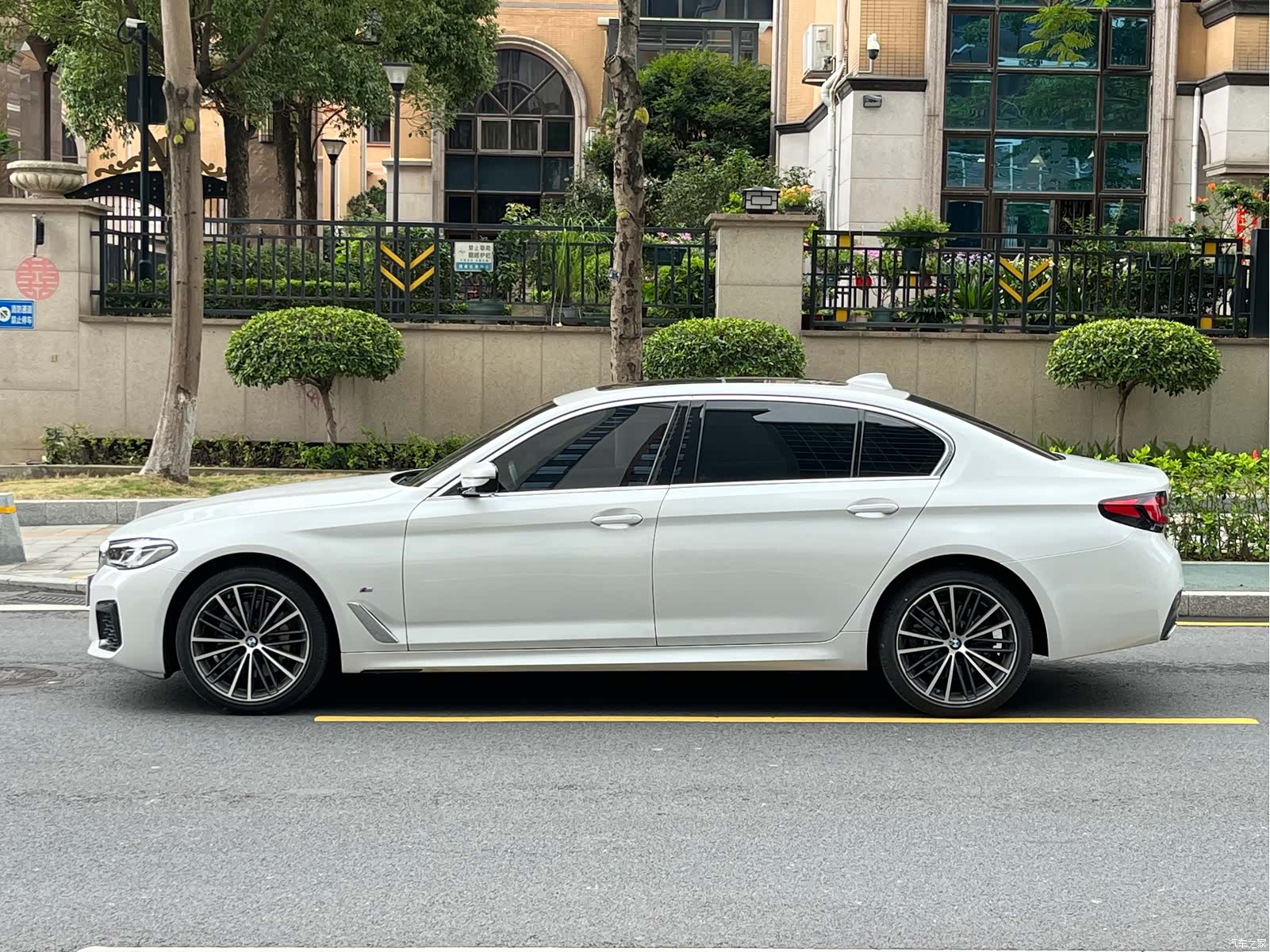 BMW 5 Series, 2023 7