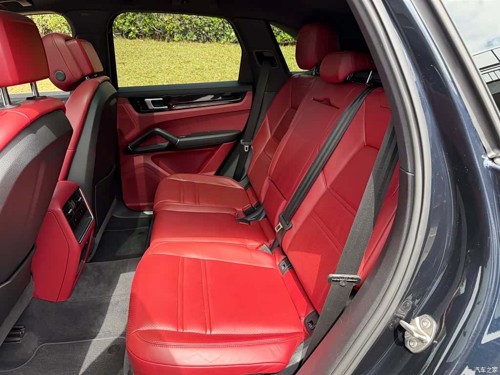 Porsche Cayenne, 2019 10