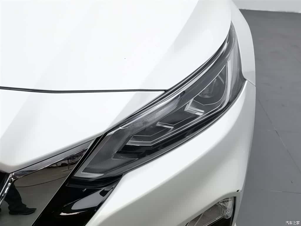 Nissan Teana, 2021 7