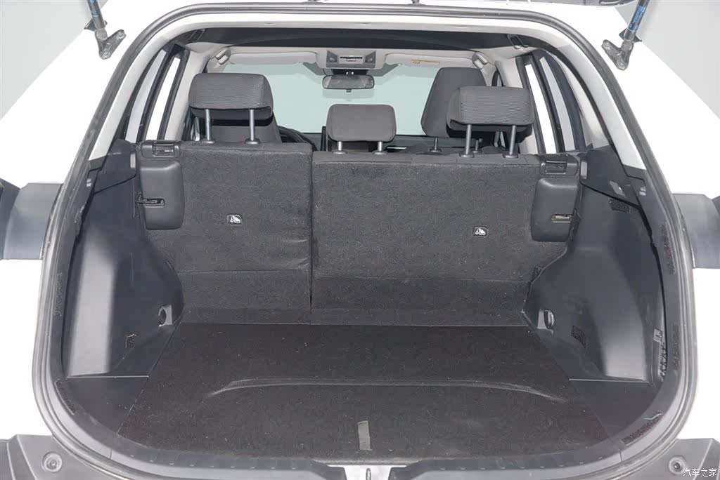 Toyota RAV4, 2022 13