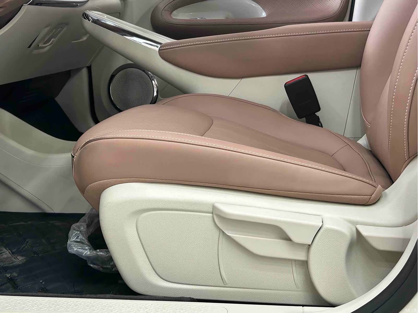 Wuling Bingo, 2025 14