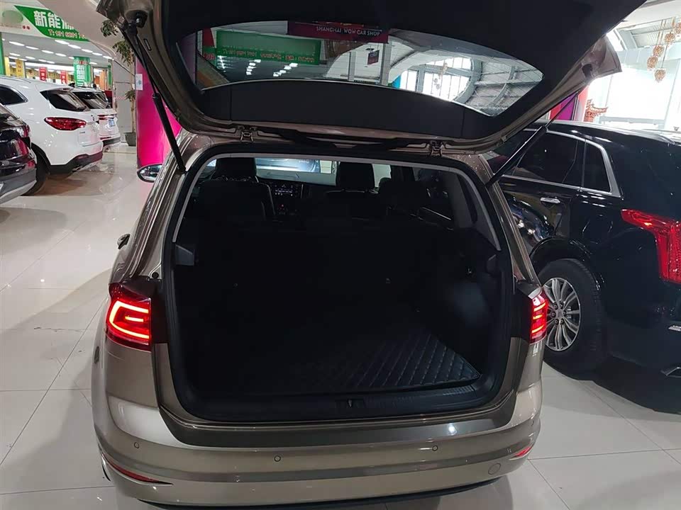 Volkswagen Golf*Jiayu