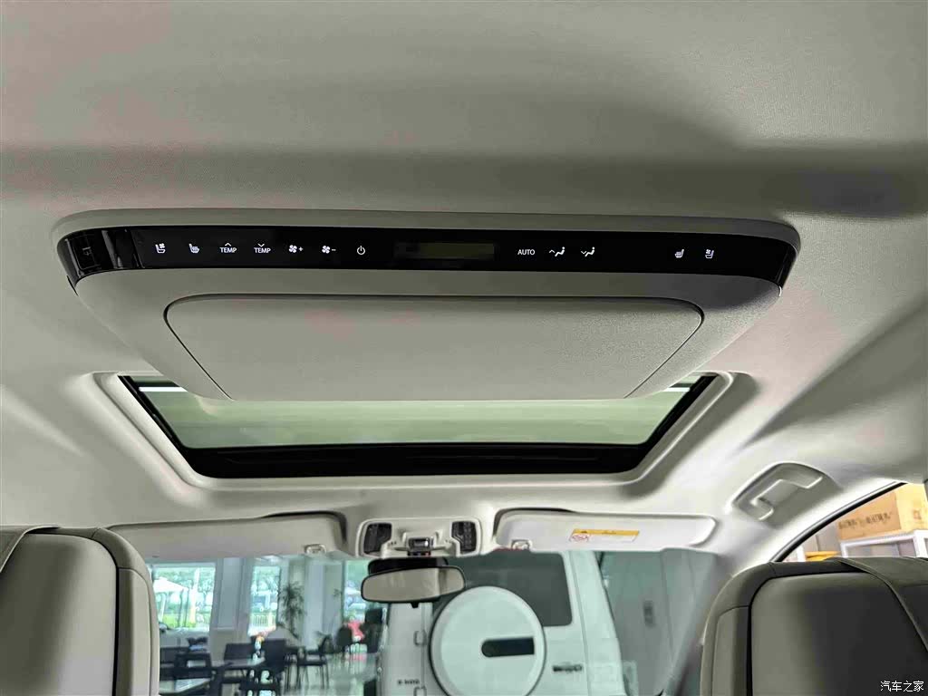 Buick GL8, 2025 22