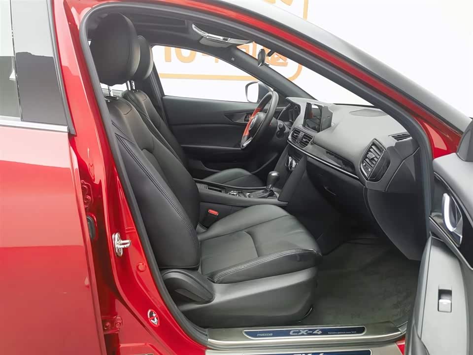 Mazda CX-4