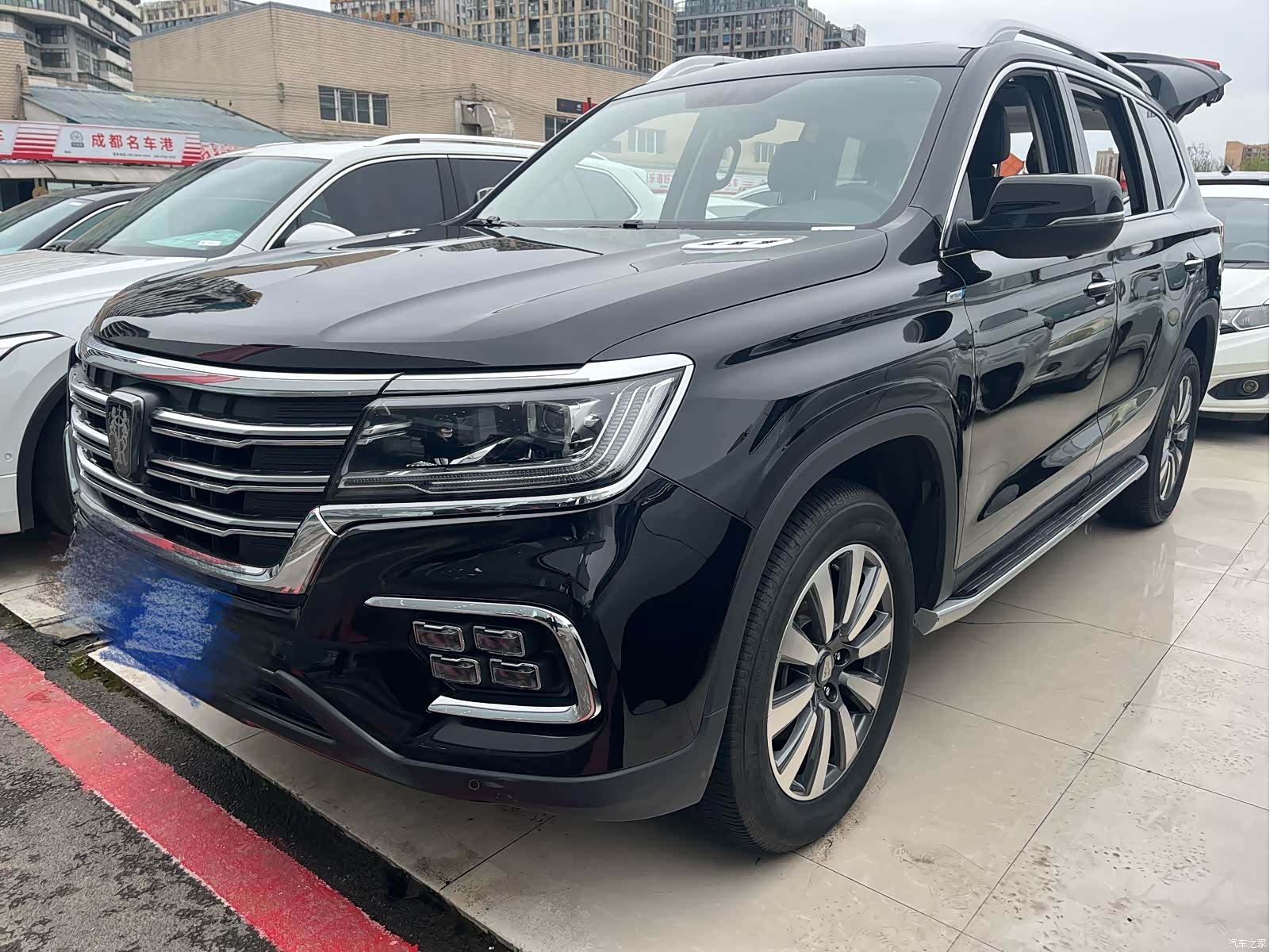 Roewe RX8