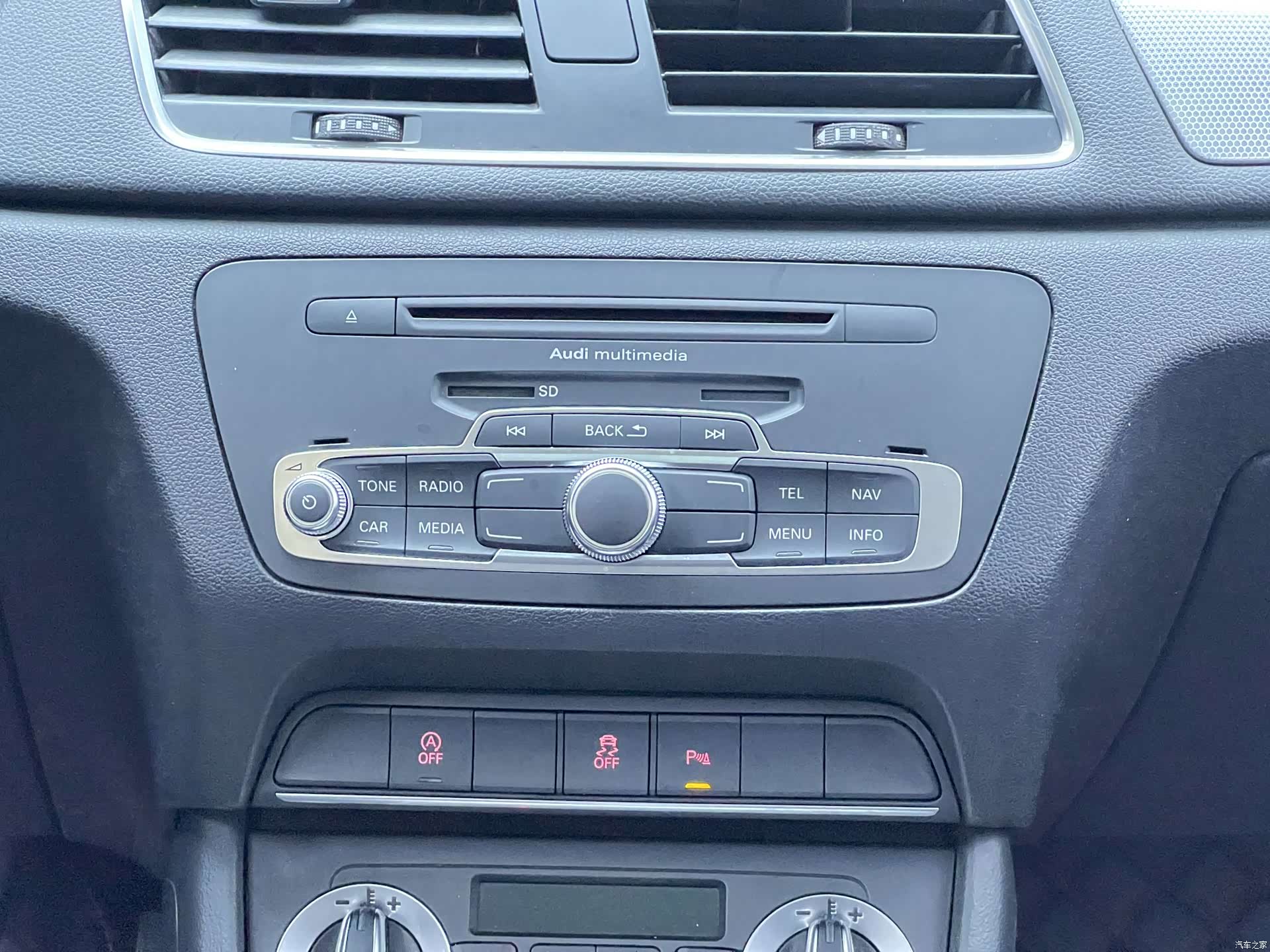 Audi Q3, 2014 18