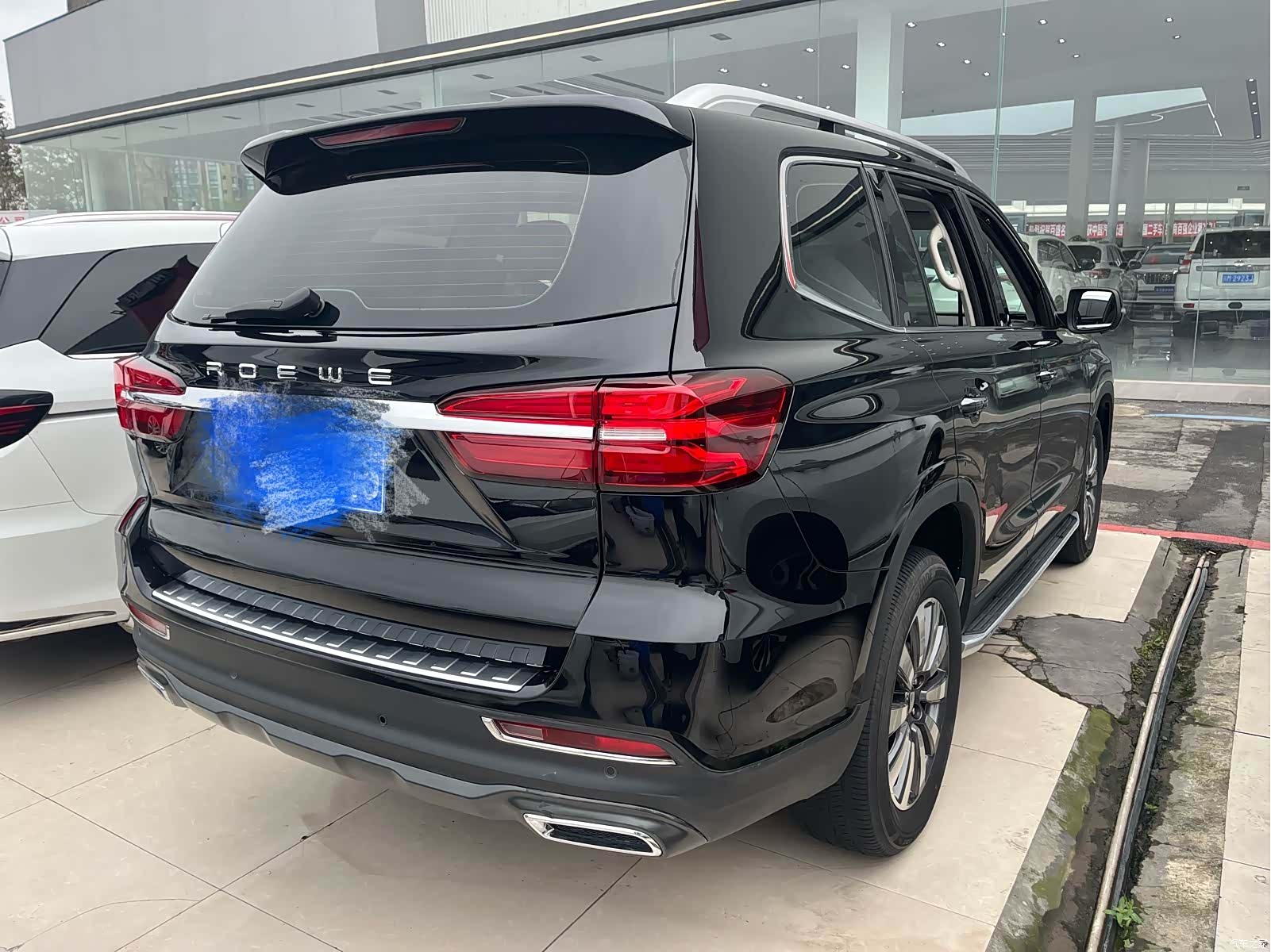Roewe RX8, 2021 16