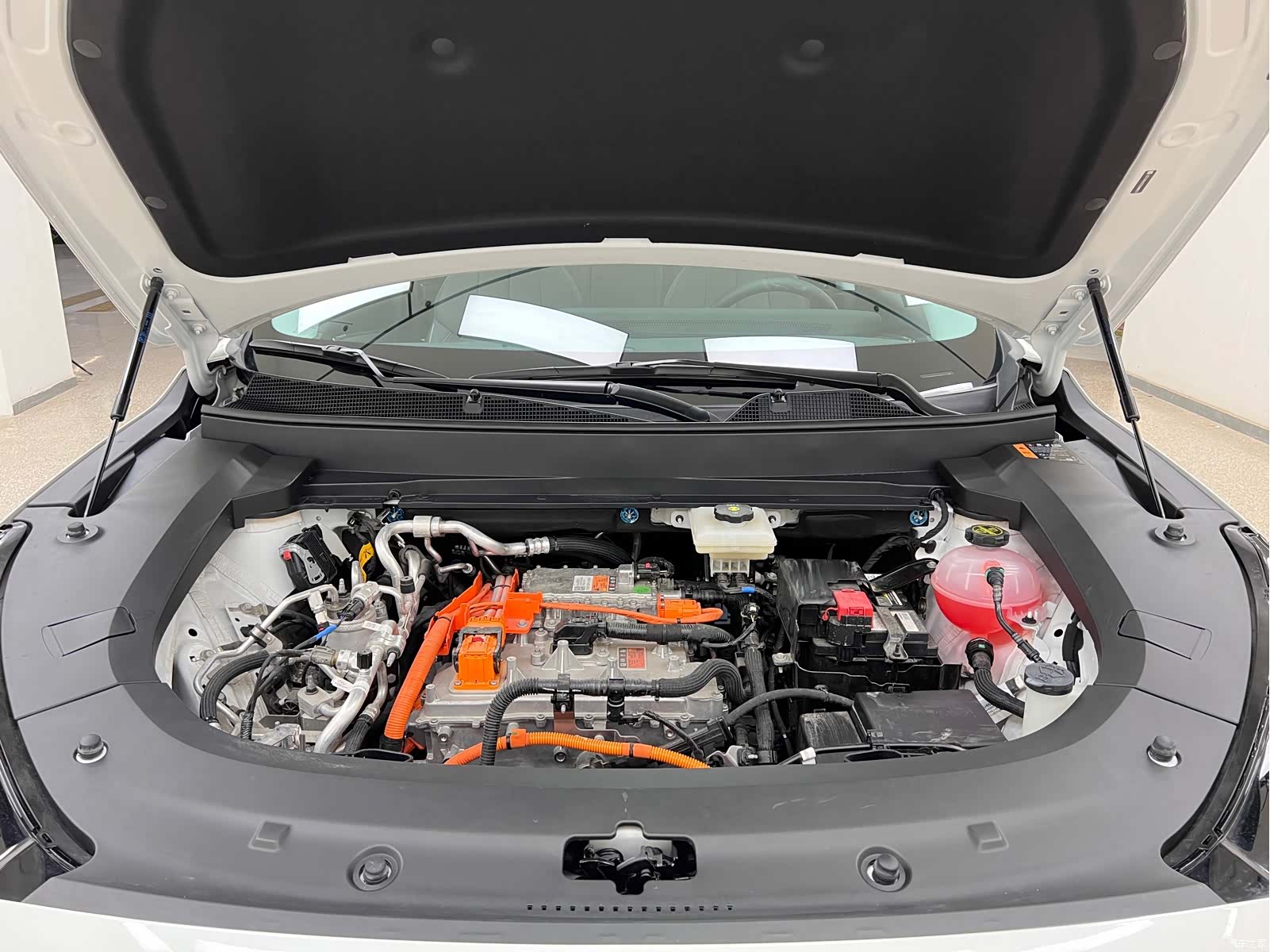 Buick E5, 2025 29