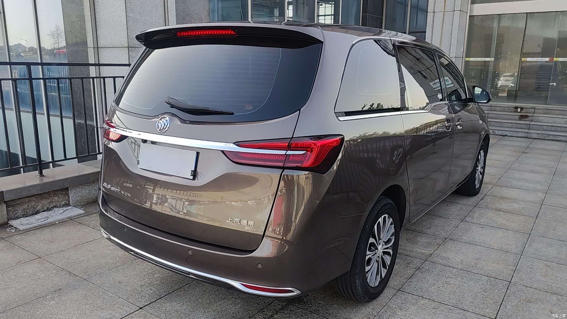 Buick GL8, 2022 4