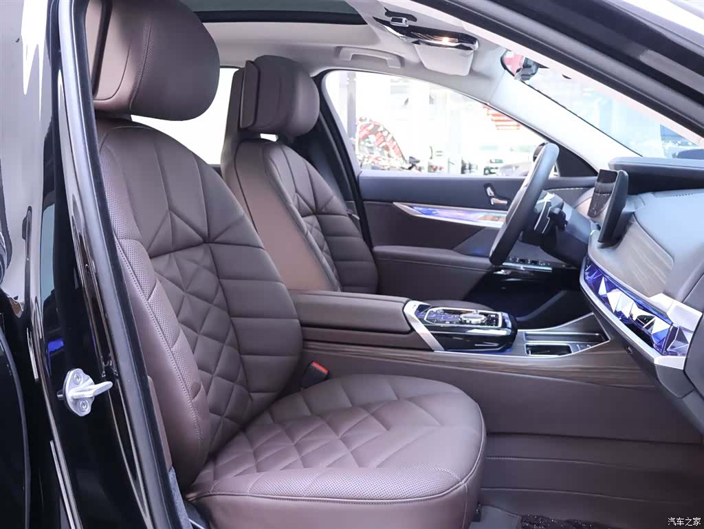BMW 7 Series, 2025 21