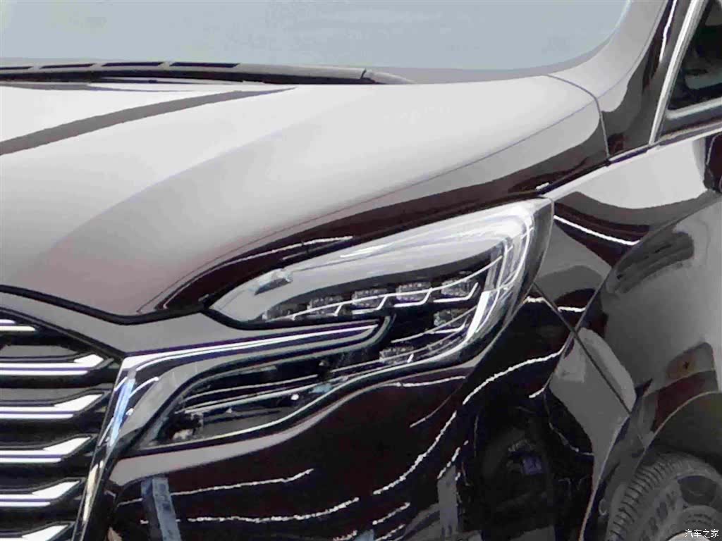 Buick GL8, 2022 3
