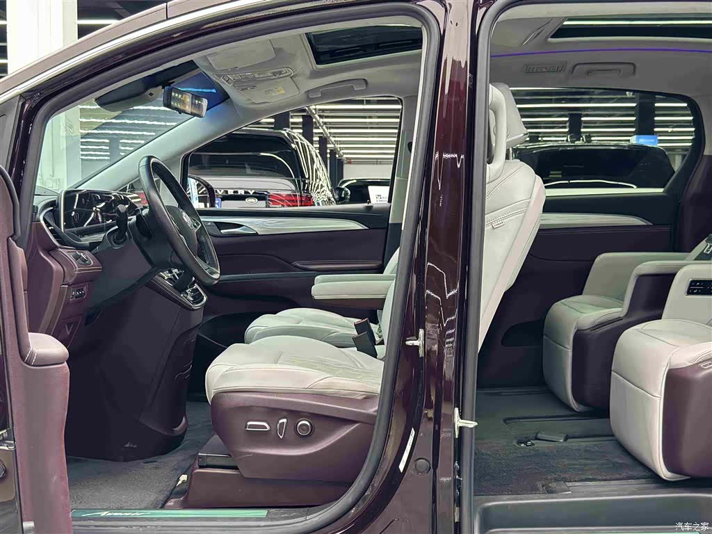 Buick GL8, 2022 6