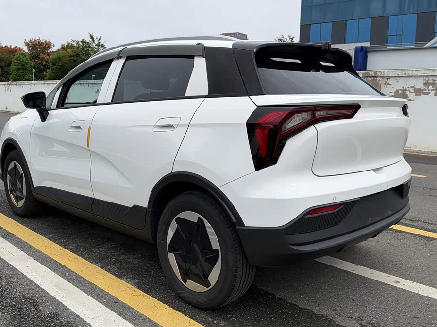 Geely Geometry E Firefly 2024, фото 13