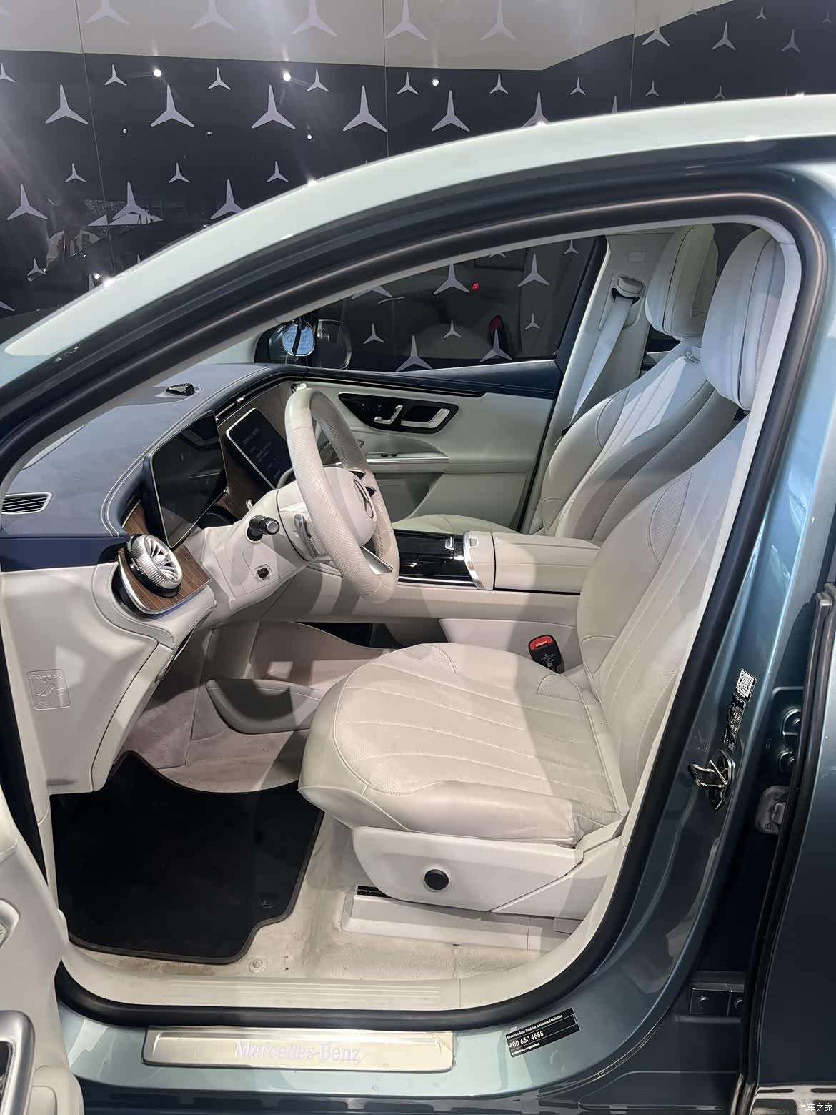 Mercedes-Benz EQE, 2024 10