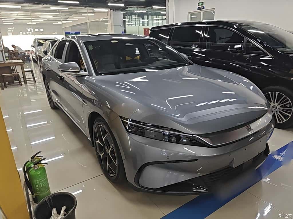 BYD Han, 2022 22